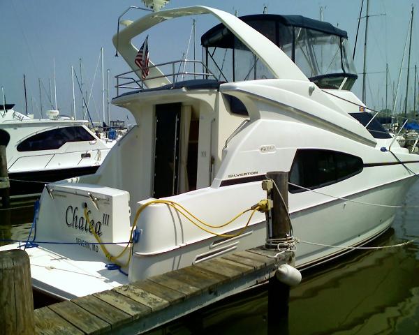 2002 Silverton 330 Sport Bridge