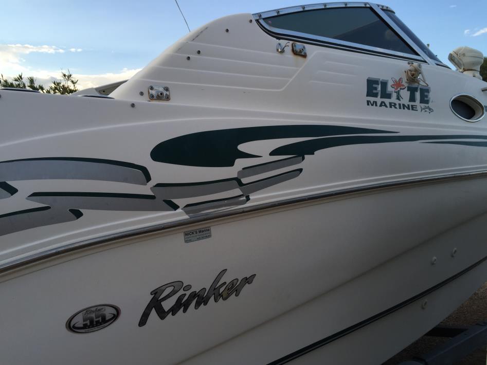 2000 Rinker v8 engine