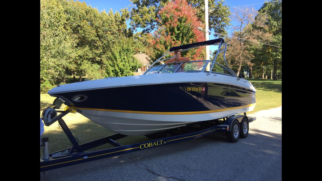 2011 Cobalt 262 Bowrider