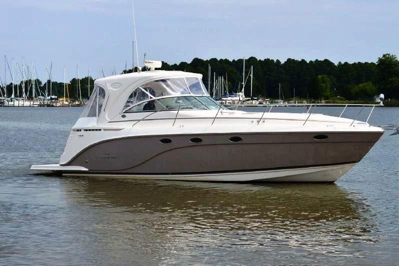 2007 Rinker 400 Express Cruiser