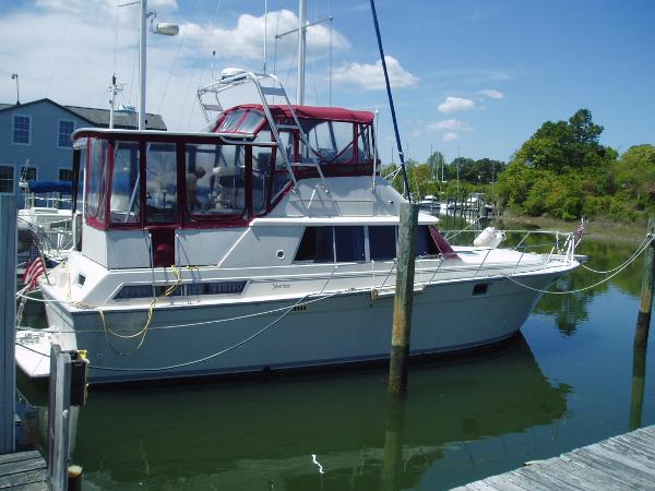 1990 Silverton 40 Aft Cabin