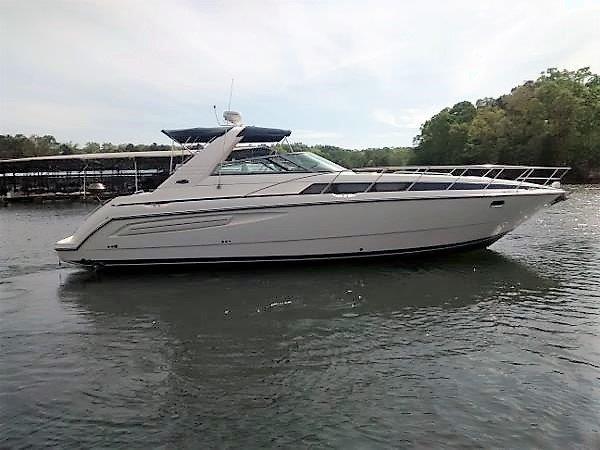 1998 Bayliner Avanti 4085