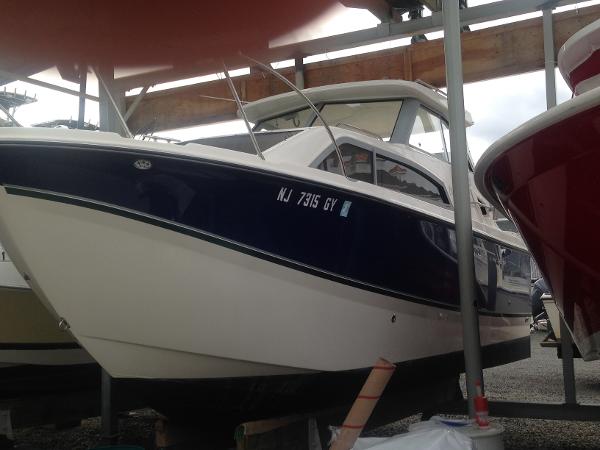 2007 Bayliner 246 Discovery