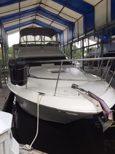 2001 Sea Ray 420 Aft Cabin