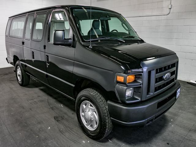 2014 Ford E-Series Wagon E-350 SD XLT