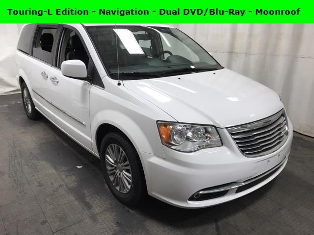 2016 Chrysler Town and Country Touring-L