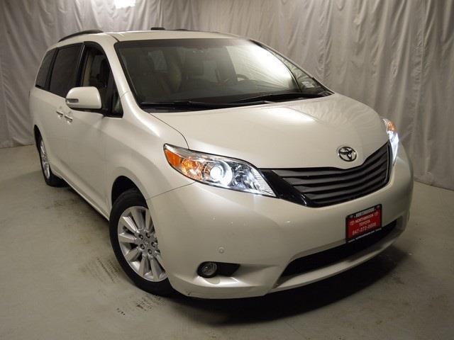 2013 Toyota Sienna Limited 7-Passenger