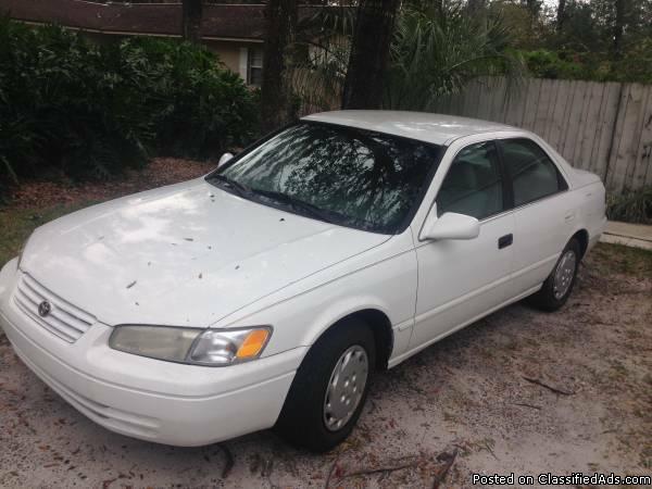 AS - IS  WHERE - IS 1997 TOYOTA 4 DR CAMARY