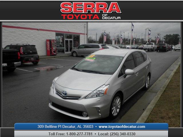 2013 Toyota Prius v Five