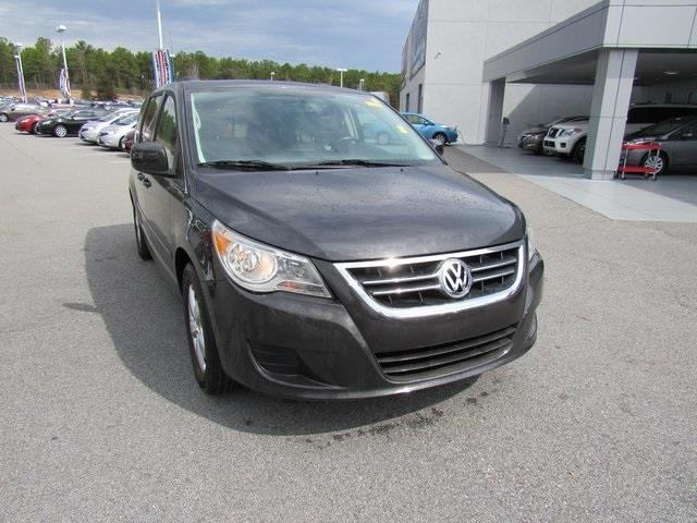 2011 Volkswagen Routan SEL