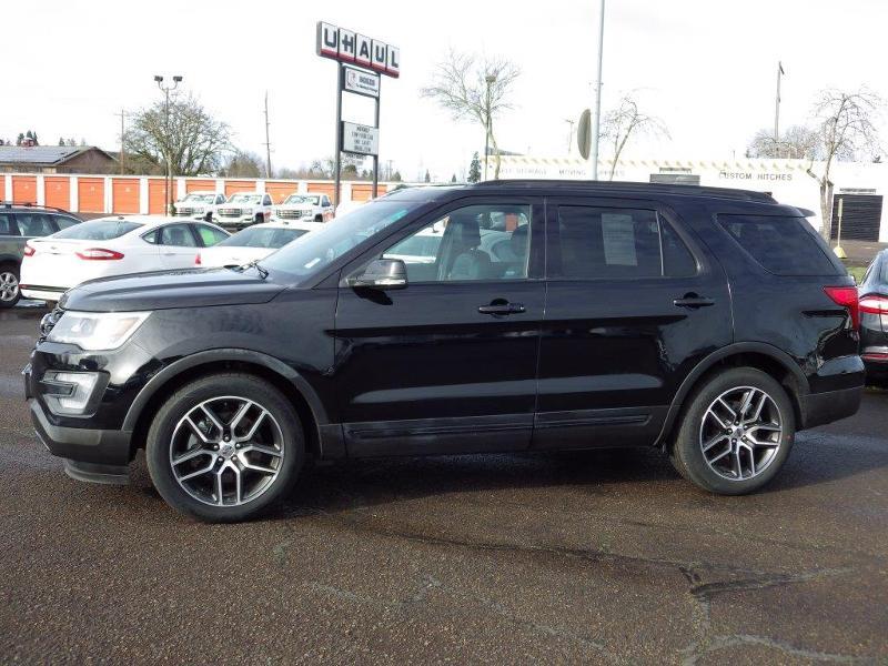 2017 Ford Explorer Sport