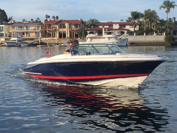 2005 Chris Craft 25 Launch