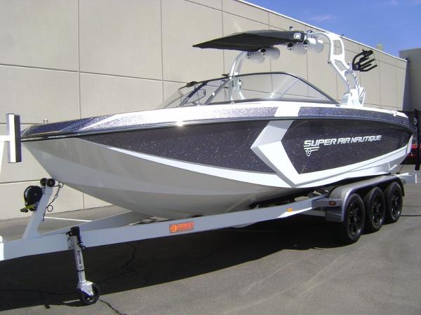 2017 Nautique G25