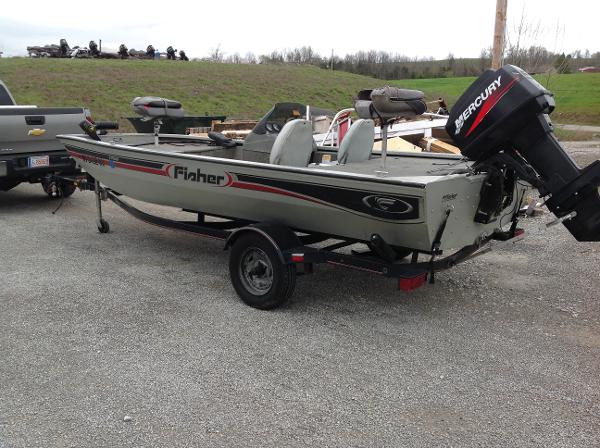 2004 Fisher 1700