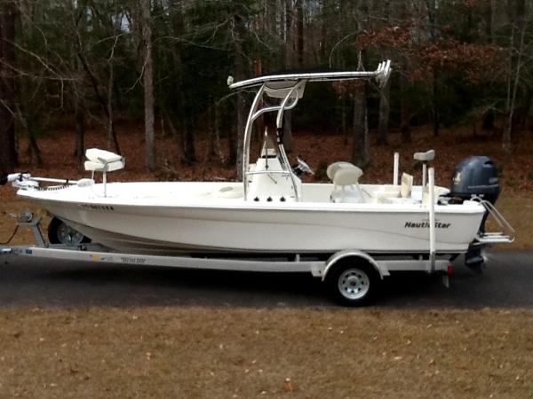 2015 NauticStar 2110 Sport