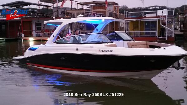 2016 Sea Ray 350 SLX