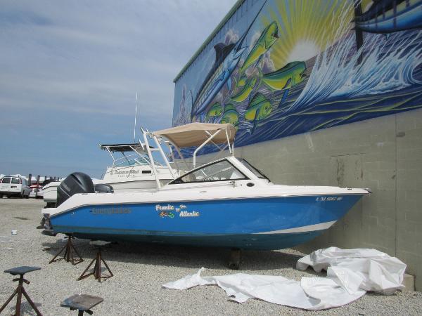 2014 Everglades 230 Dual Console