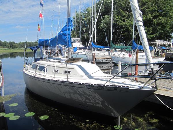 1981 Islander Bahama