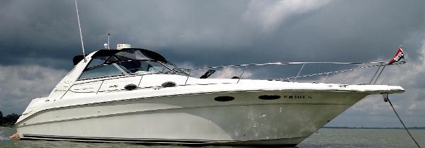 1997 Sea Ray 330 Sundancer