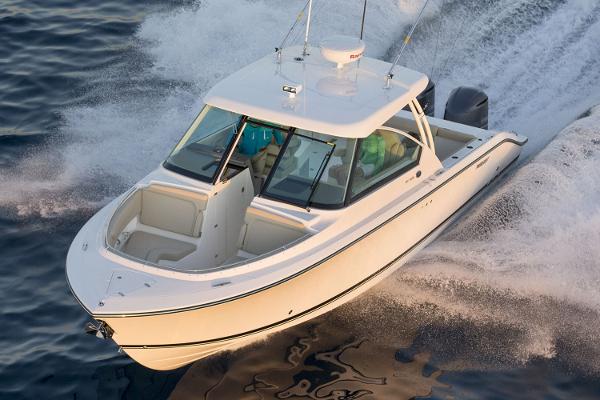 2017 Pursuit DC 325 Dual Console