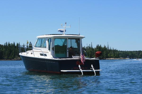 2009 Back Cove Yachts 33 Hardtop Express