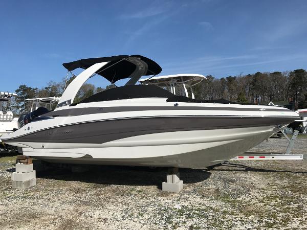 2017 Crownline E4 XS