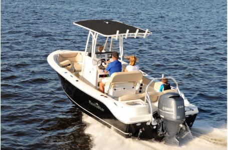 2017 NAUTIC STAR 2102 Legacy