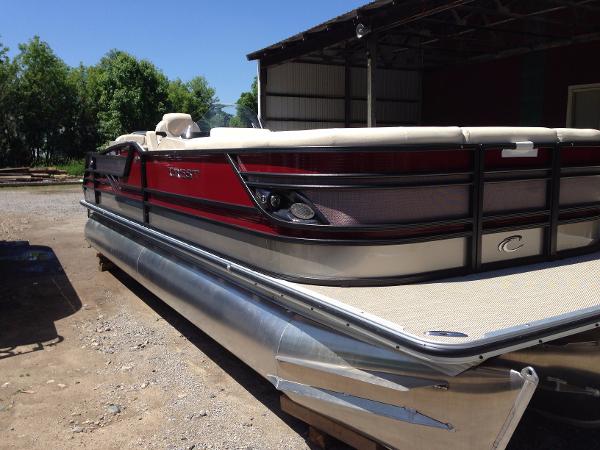 2016 CREST PONTOON BOATS Classic 250 Chateau