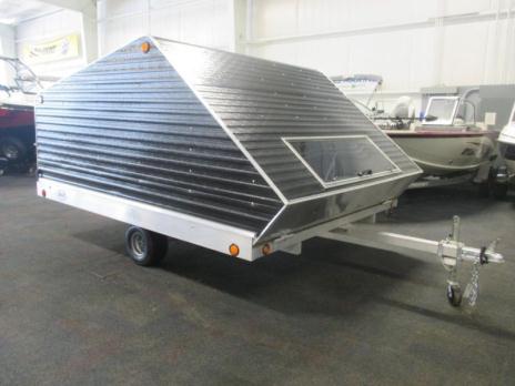 2015 R&R 10TC Cap enclosed snowmobile trailer!