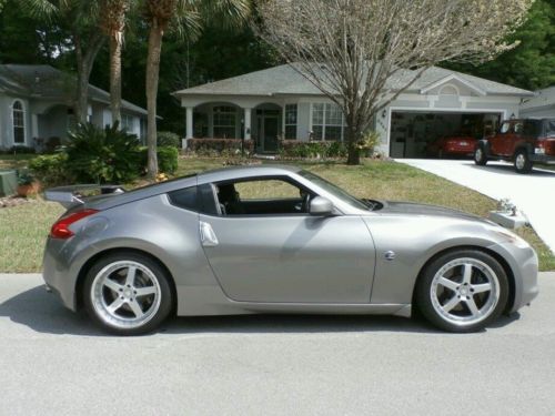 Nissan : 370Z Silver 2009 nissan 370 z coupe silver excellent condition
