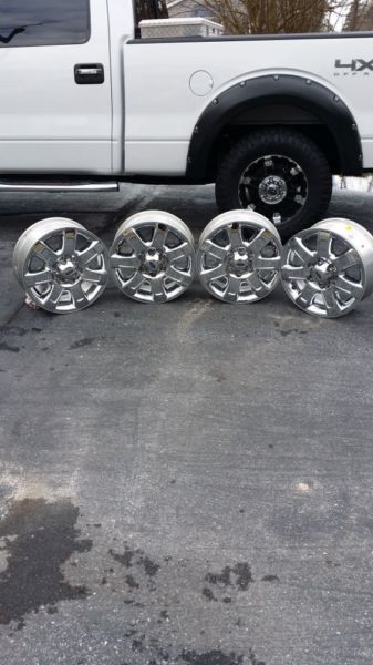2014 Ford factory rims, 3