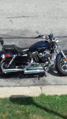 Harley-Davidson : Sportster Harley davidson Sportster 2012 11K miles Blue color, manual transmission