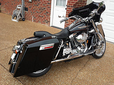 Harley-Davidson : Touring 2000 road king black in great condition