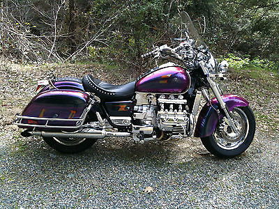 Honda : Valkyrie Honda Valkyrie Tourer (Flying Purple Harley Eater)