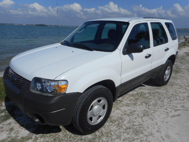 Ford : Escape 2WD 4dr XLS 07 ford escape xls 2 wd automatic clean one owner florida vehicle