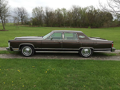 Lincoln : Town Car Town Car Exceptionally Well Preserved 1978 Lincoln Town Car