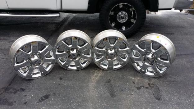 2014 Ford factory rims, 2