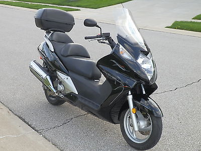 Honda : Other Near Mint Honda 600cc Silver Wing Scooter - Only 9k mi. -Extras! - $3,199.00