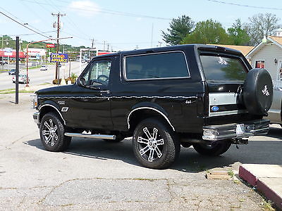 Ford : Bronco bronco built 302 big wheels black paint leather interior 1992 eddie bauer edition ford