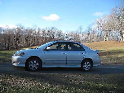 Toyota : Corolla S 2005 toyota s sedan sunroof very low mileage clean carfax