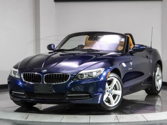 BMW : Z4 sDrive28i sDrive28i Convertible Mirror color: body-color Door handle color: body-color