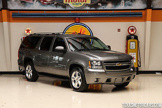 Chevrolet : Suburban LT 2007 chevrolet suburban lt 5.3 l v 8 leather dvd dual climate 8 passenger