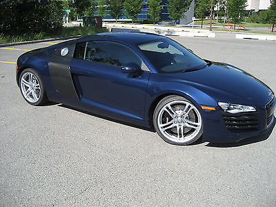 Audi : R8 Fully Loaded 2008 4.2 l v 8 r tronic 2 door coupe immaculate low mileage us spec car