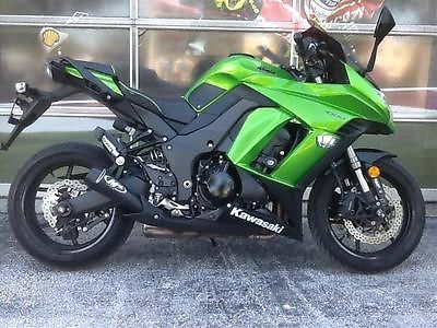 Kawasaki : Ninja 2014 sportbike used 1043 7 ft 6 speed green naked touring