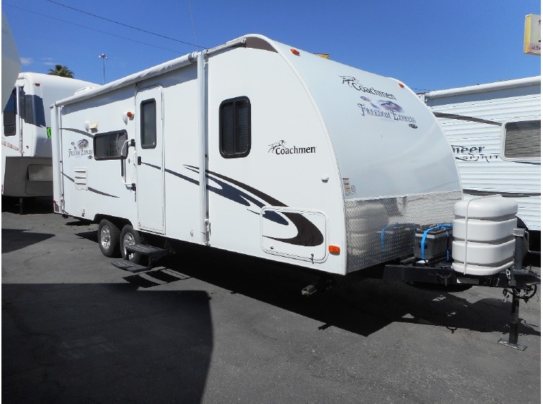2010 Forest River Coachman