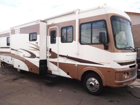 2004 Fleetwood Storm 34F Class A with 3