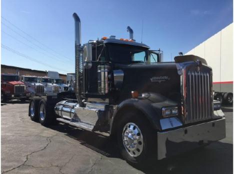 2013 KENWORTH W900