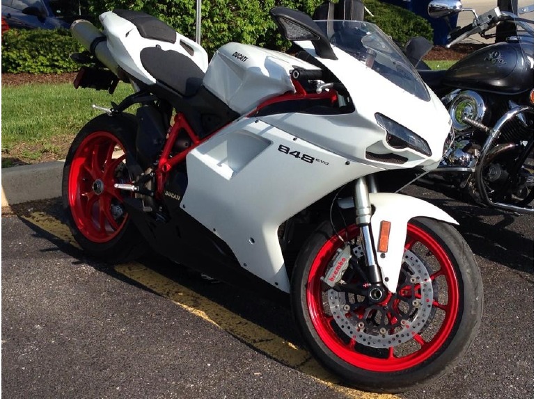 2013 Ducati Superbike 848