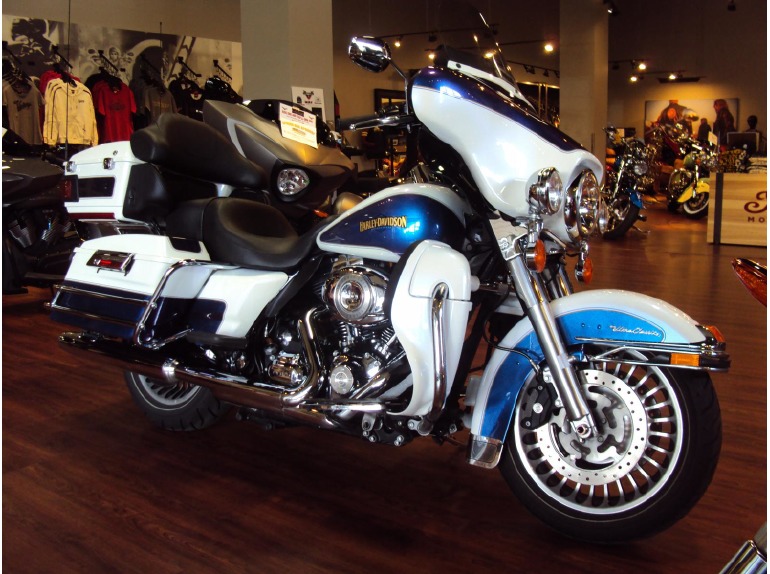 2010 Harley-Davidson ULTRA CLASSIC ELECTRA GLIDE