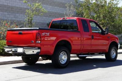 2002 Ford F-250 Red